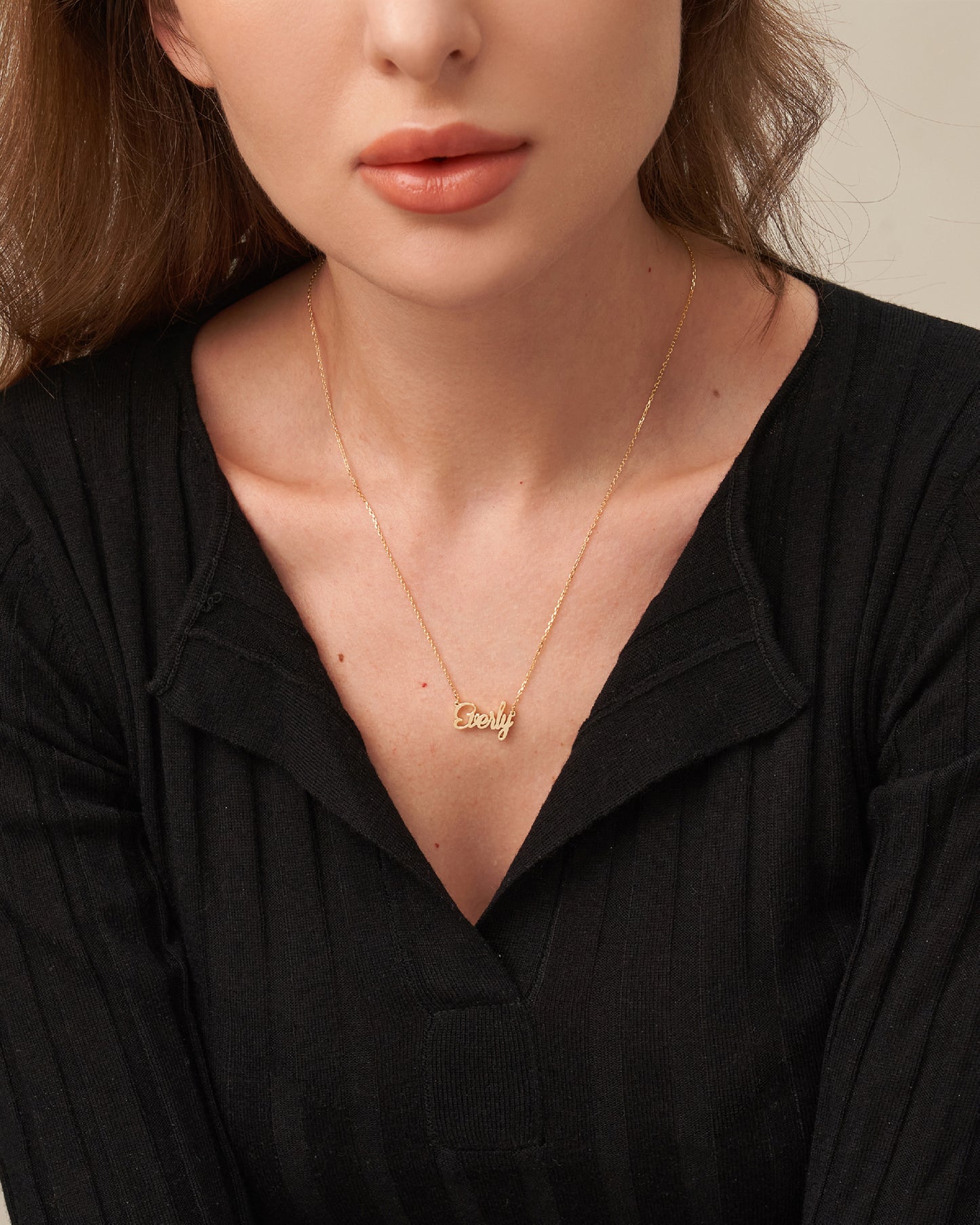 MELLOW DAINTY NAME NECKLACE