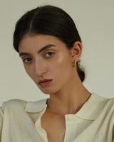 MILA CROISSANT HOOP EARRIGNS