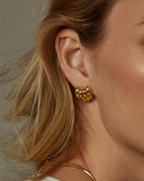 LUMI SHELL STUD EARRINGS