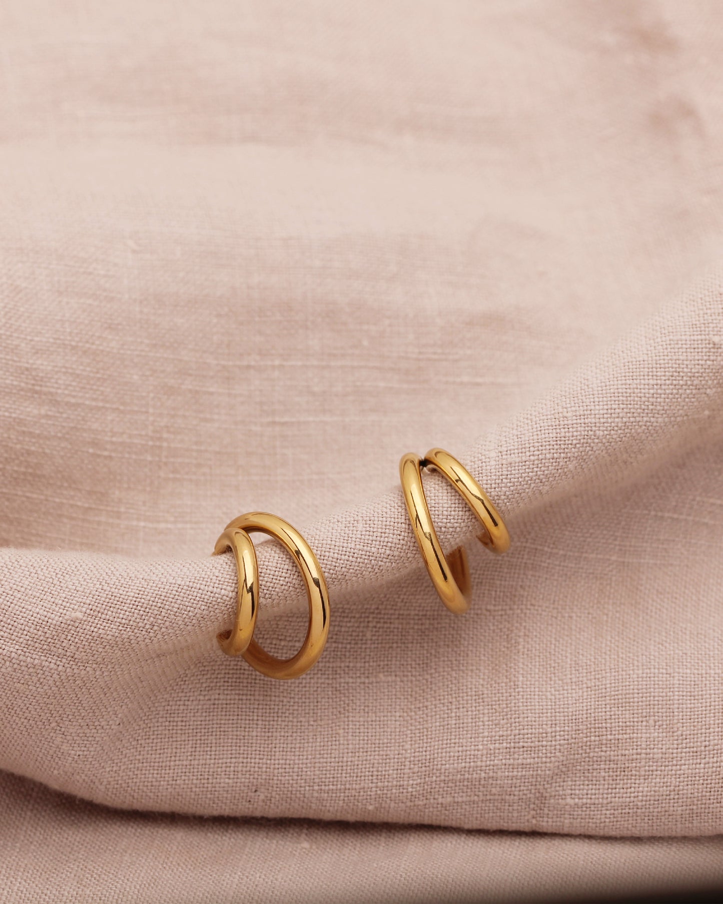 SYDNEY DOUBLE HUGGIE EARRINGS