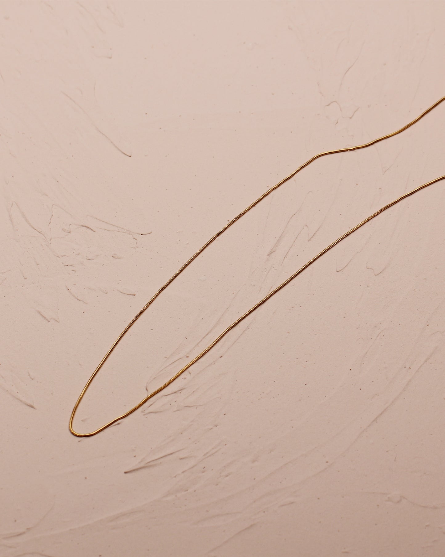 KAJA THIN HERRINGBONE NECKLACE