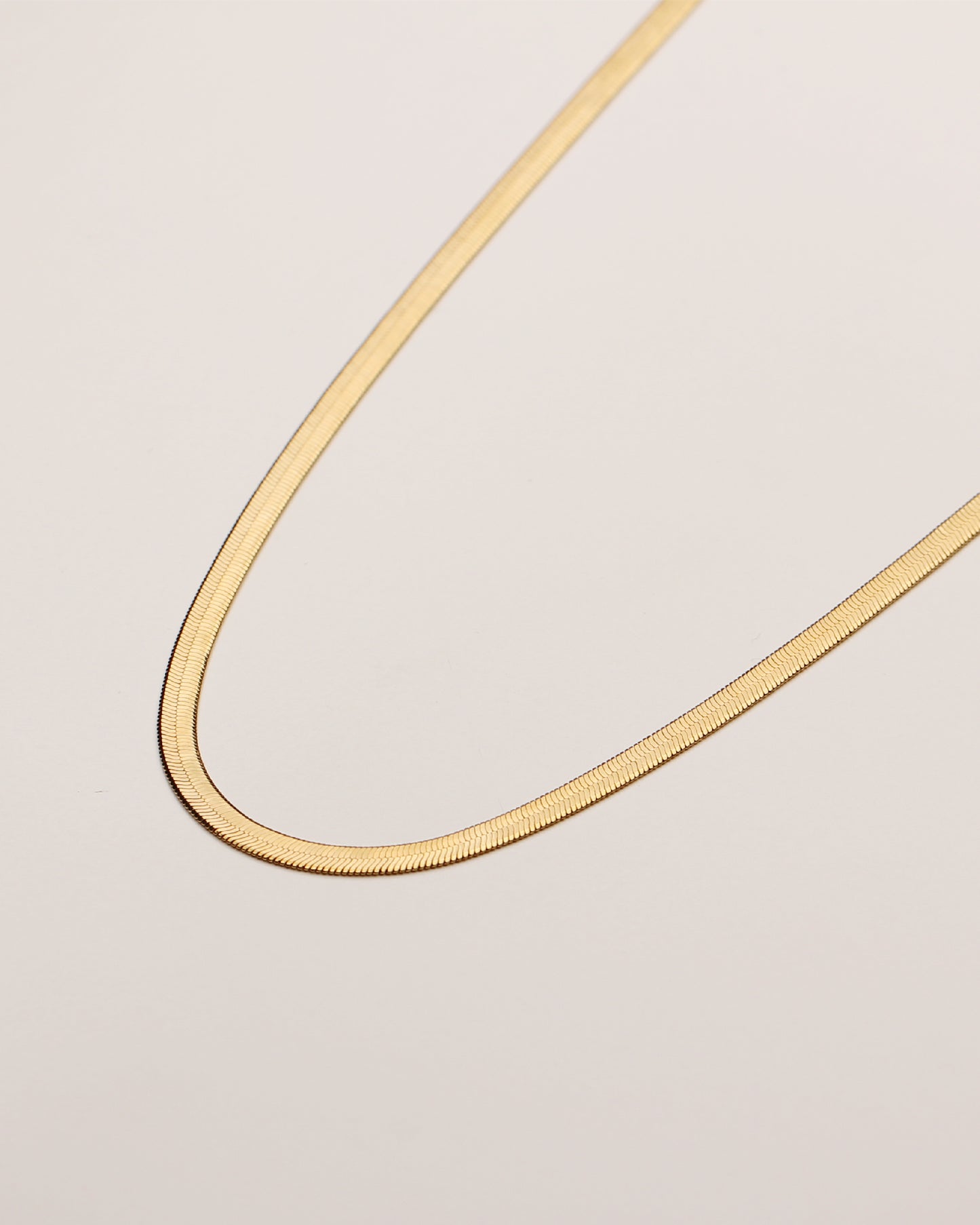 ATALIE SNAKE CHAIN NECKLACE