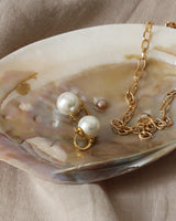 RYLIE DANGLE PEARL HOOPS