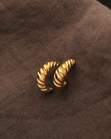 MILA CROISSANT HOOP EARRIGNS