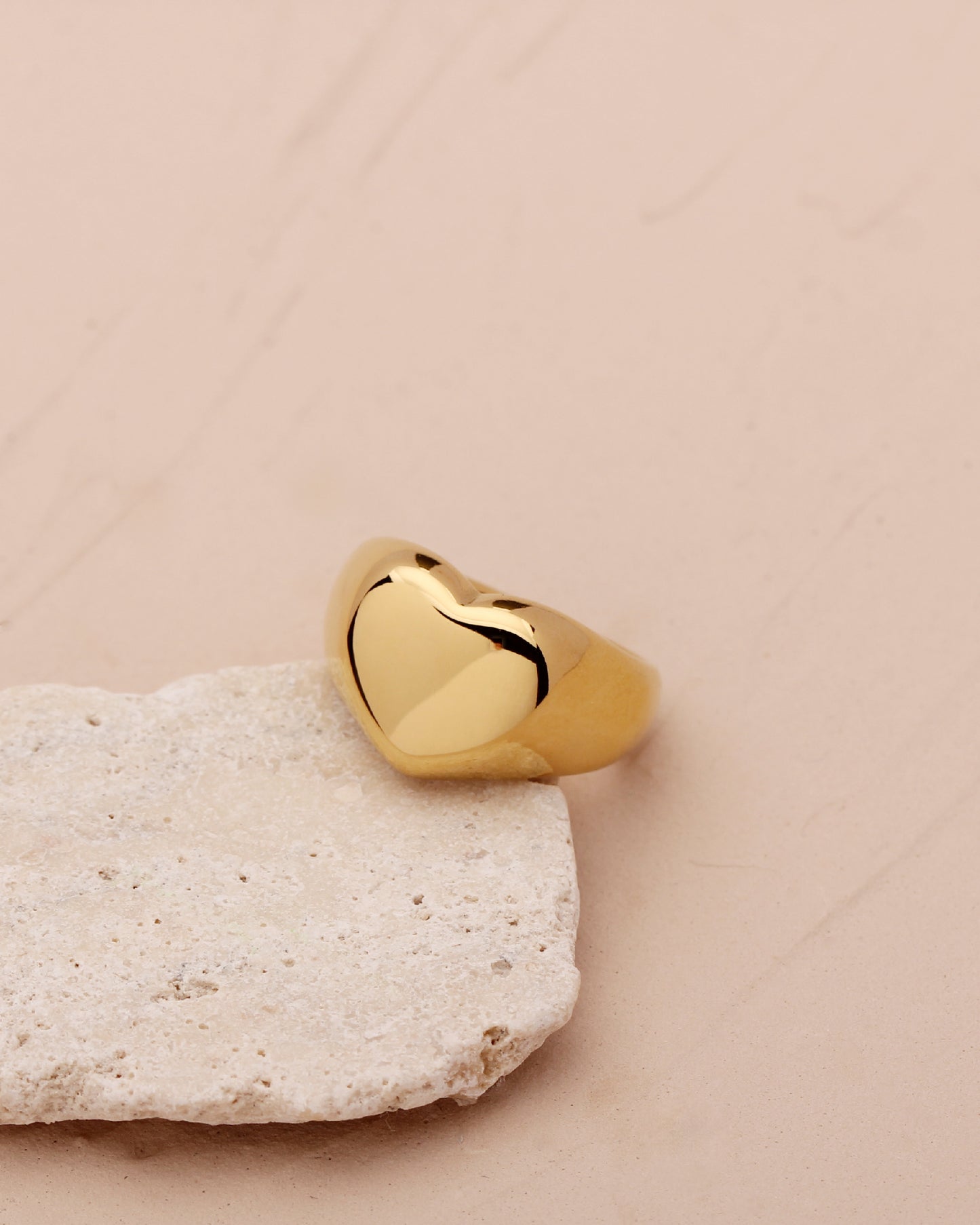 JAIDE HEART DOME RING