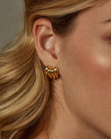 LUMI SHELL STUD EARRINGS