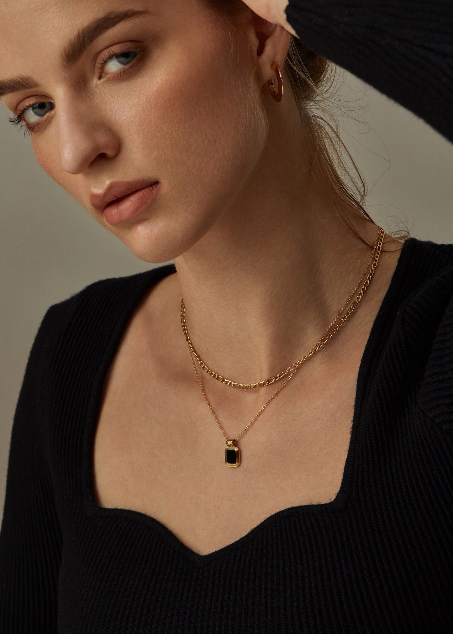 REMIE ENAMEL NECKLACE