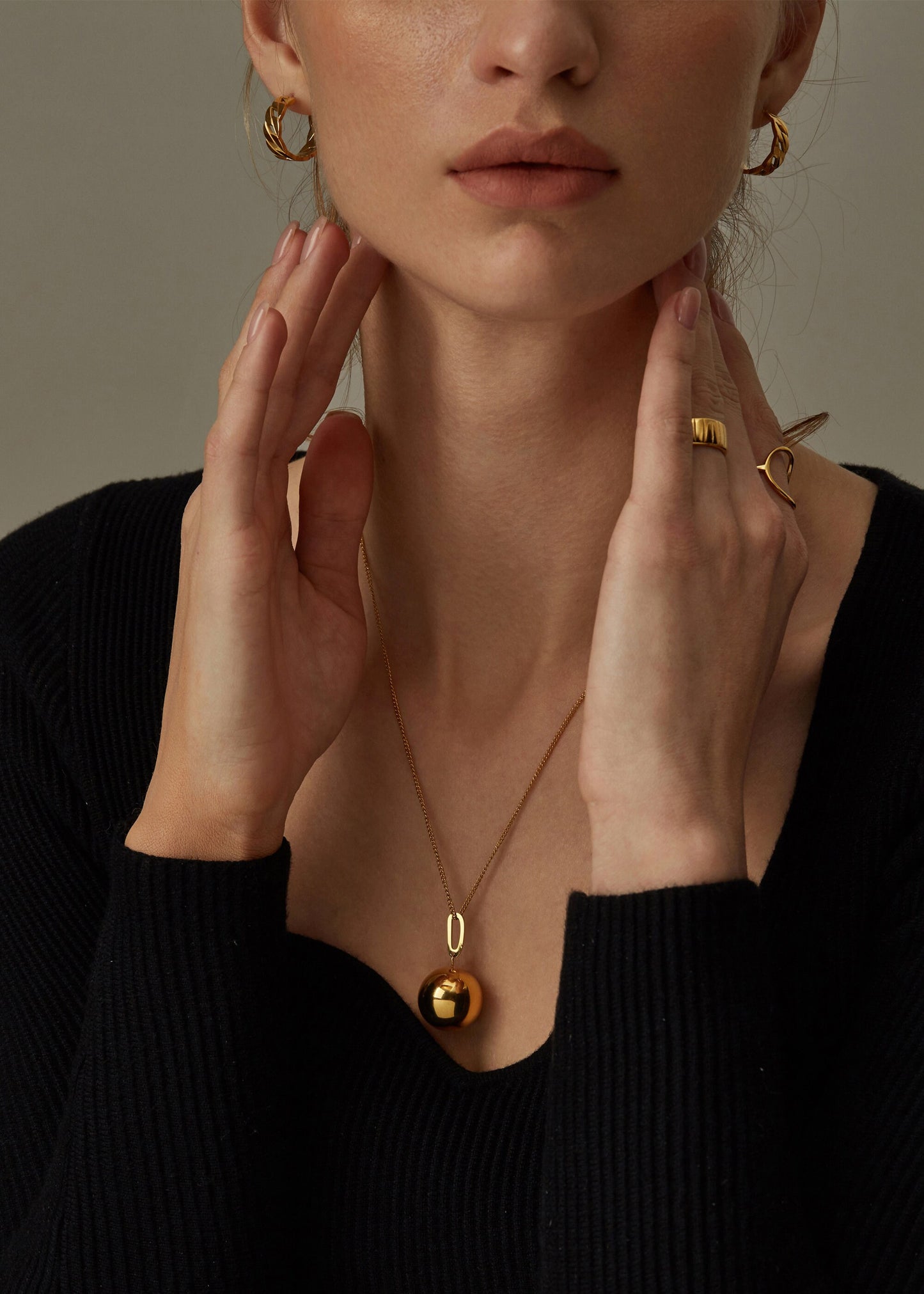 KADI BALL DROP NECKLACE