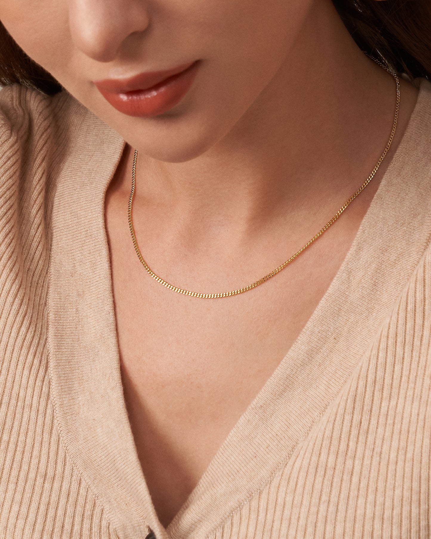 ALIDA CURB CHAIN NECKLACE