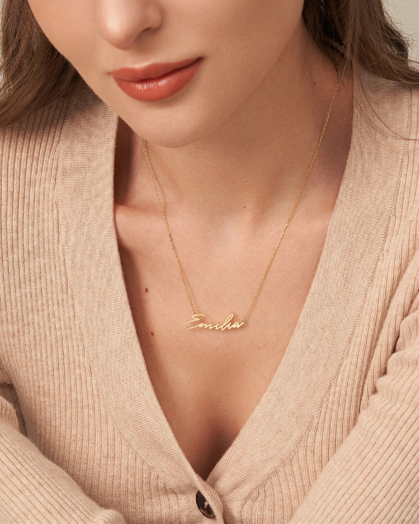 POLLY SCRIPT NAME NECKLACE