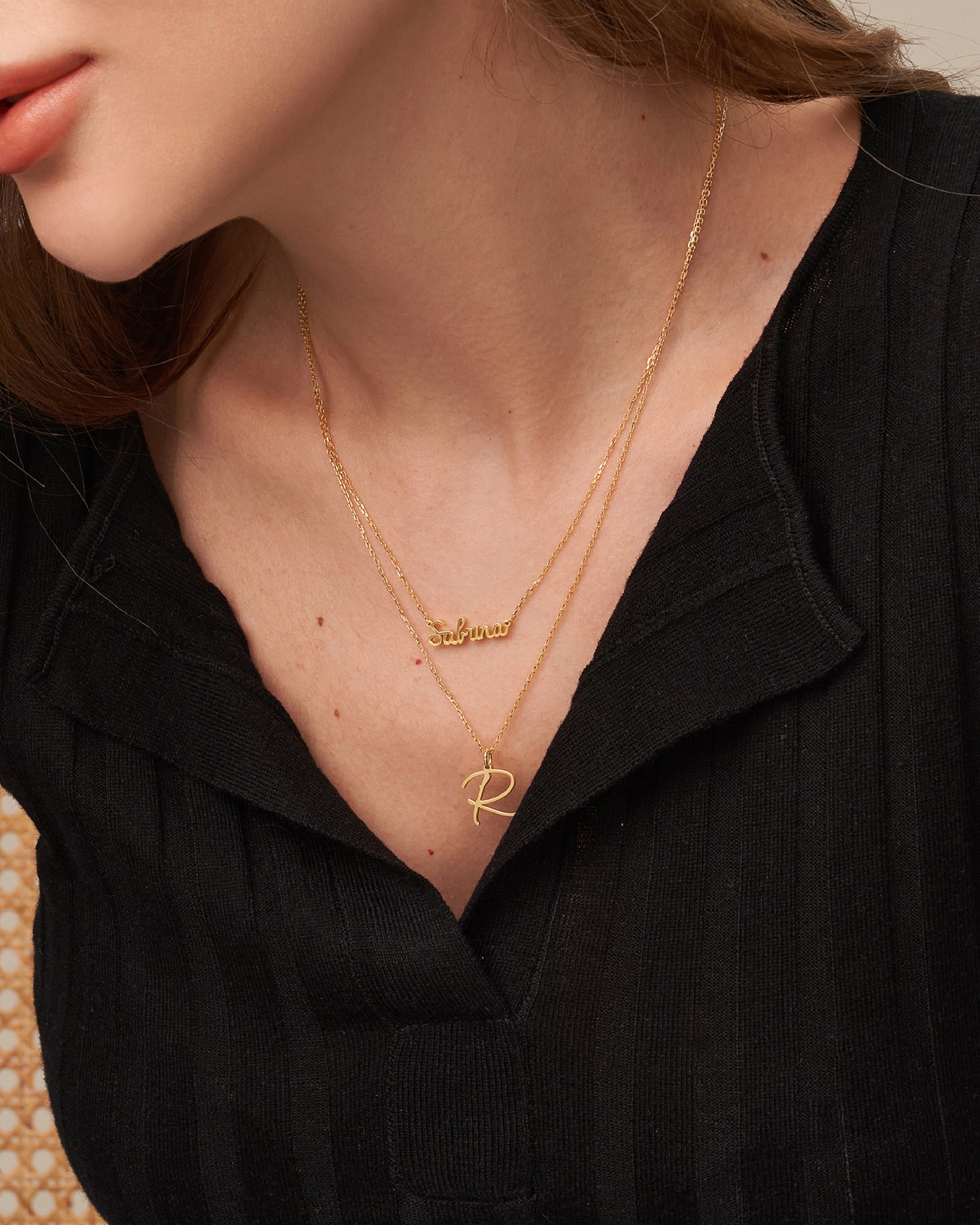 HELLEN DAINTY INITIAL NAME NECKLACE