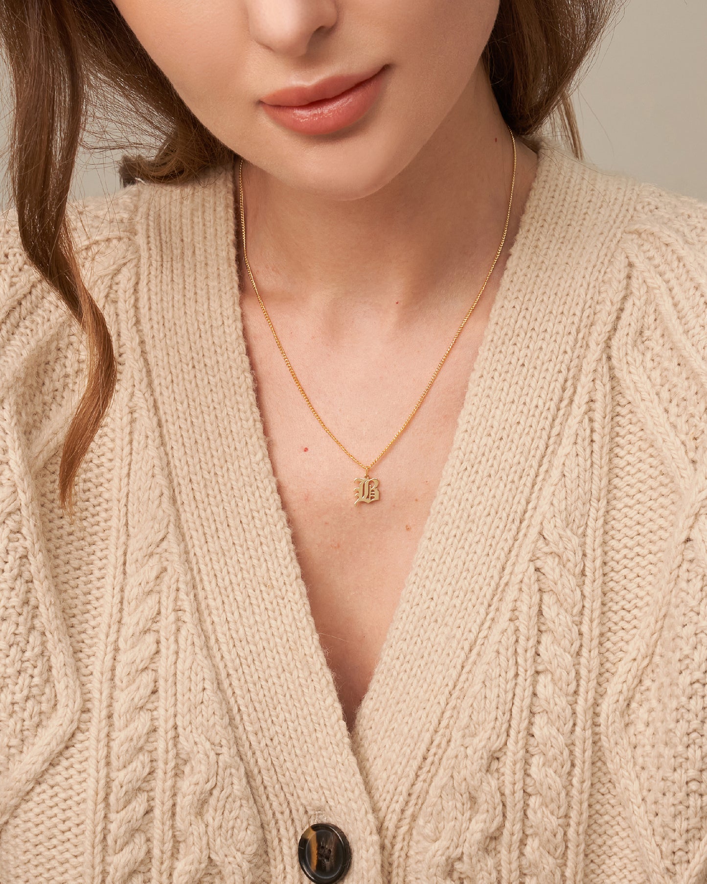 OLD ENGLISH INITIAL NECKLACE WITH CURB CHAIN