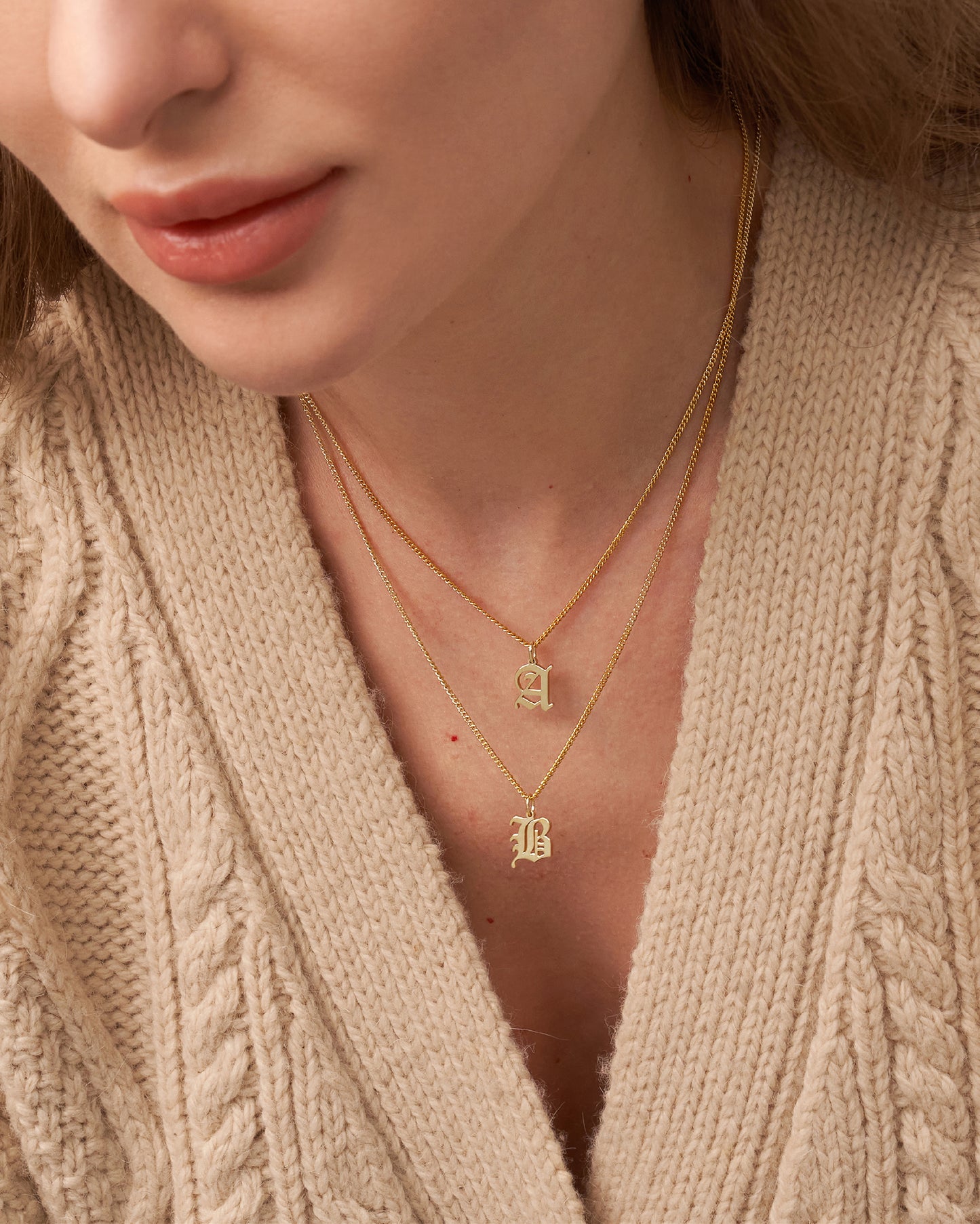 OLD ENGLISH INITIAL NECKLACE WITH CURB CHAIN