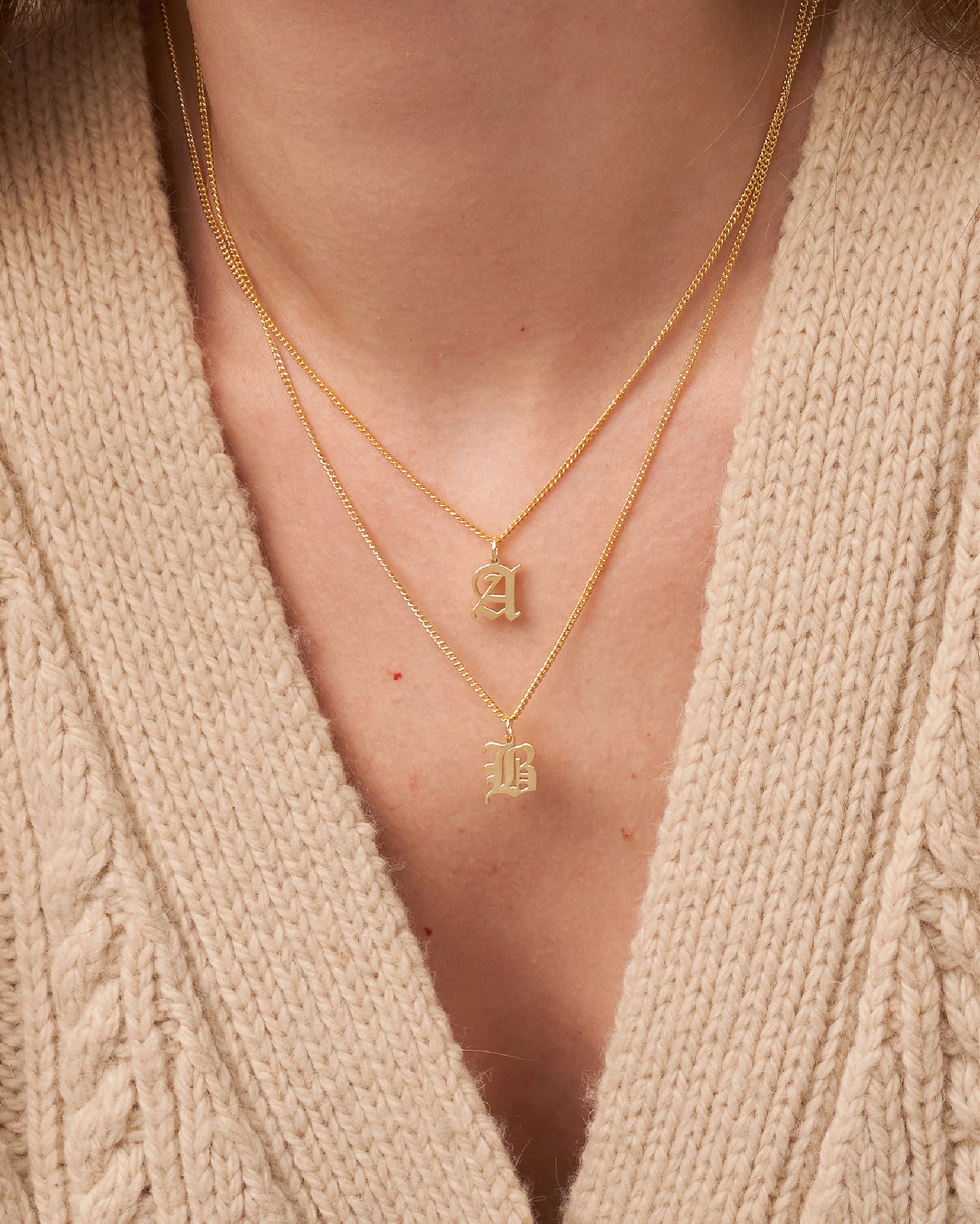 OLD ENGLISH INITIAL NECKLACE WITH CURB CHAIN