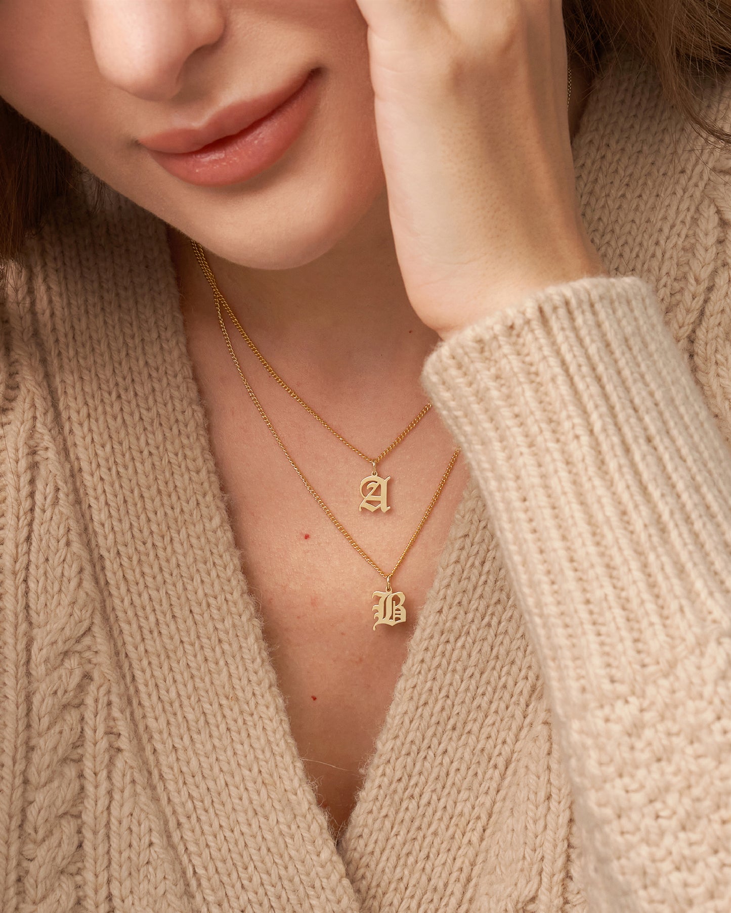 OLD ENGLISH INITIAL NECKLACE WITH CURB CHAIN