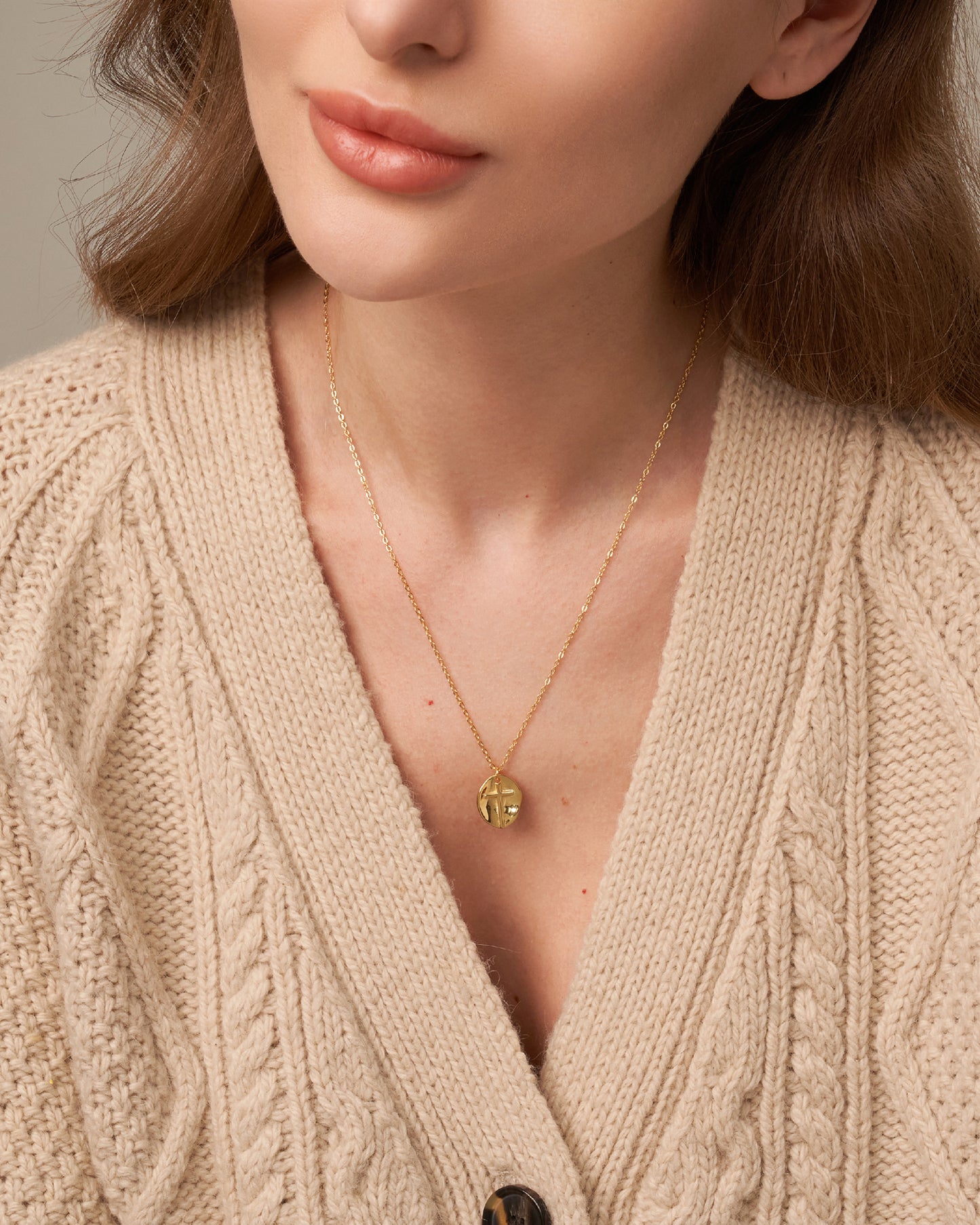 ANNA CROSS PENDANT NECKLACE