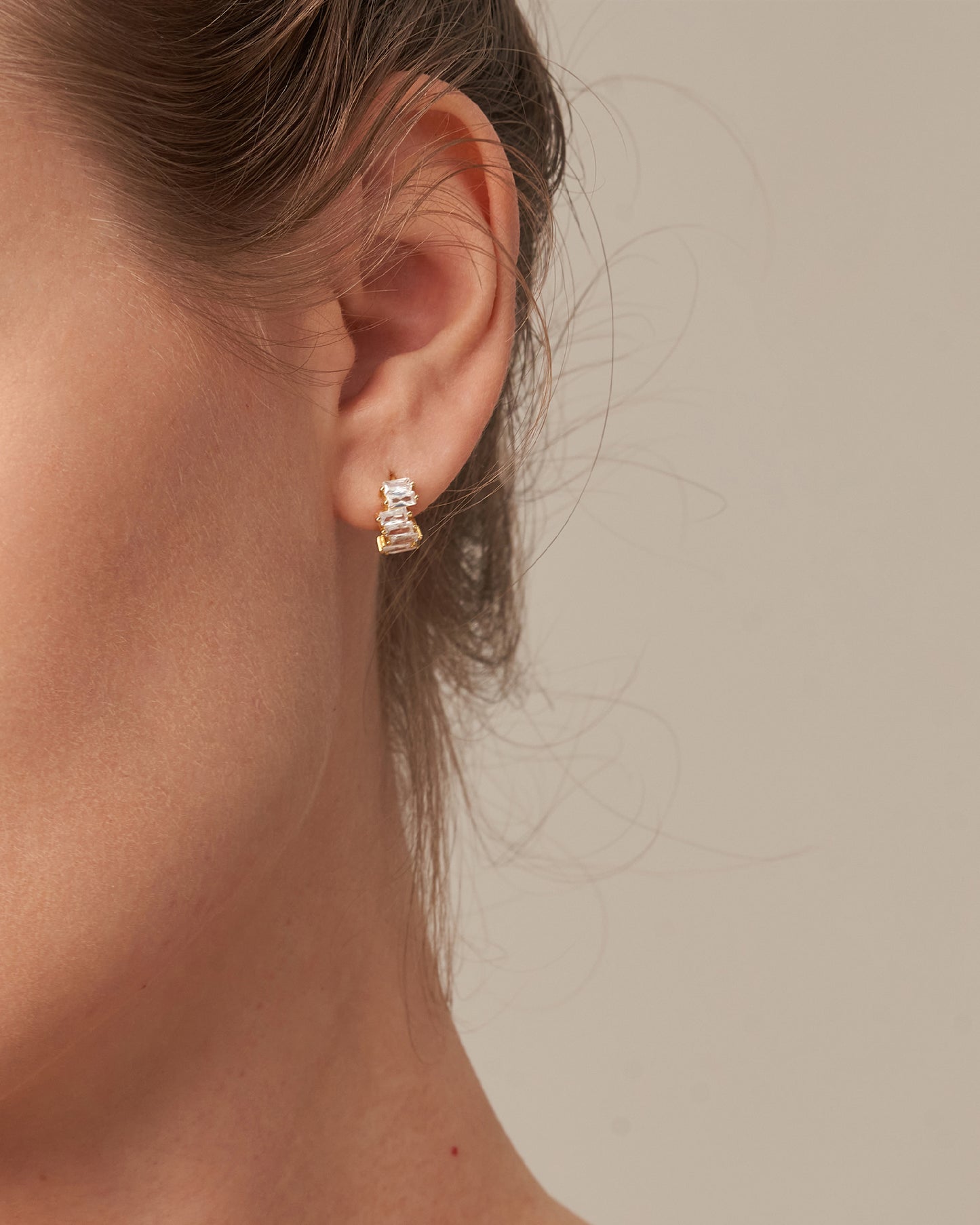 CLAIRE BAGUETTE HUGGIES