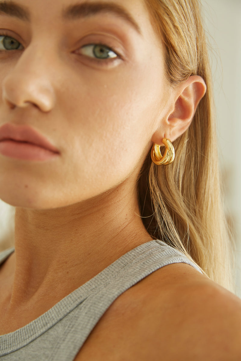 ROMY DOUBLE HOOP EARRING