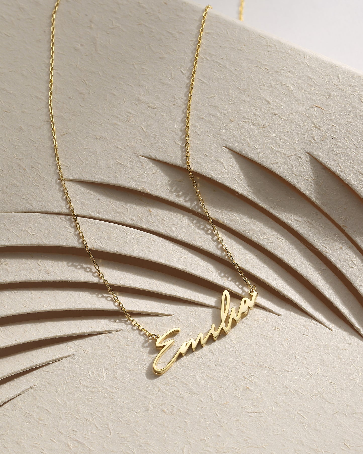 POLLY SCRIPT NAME NECKLACE