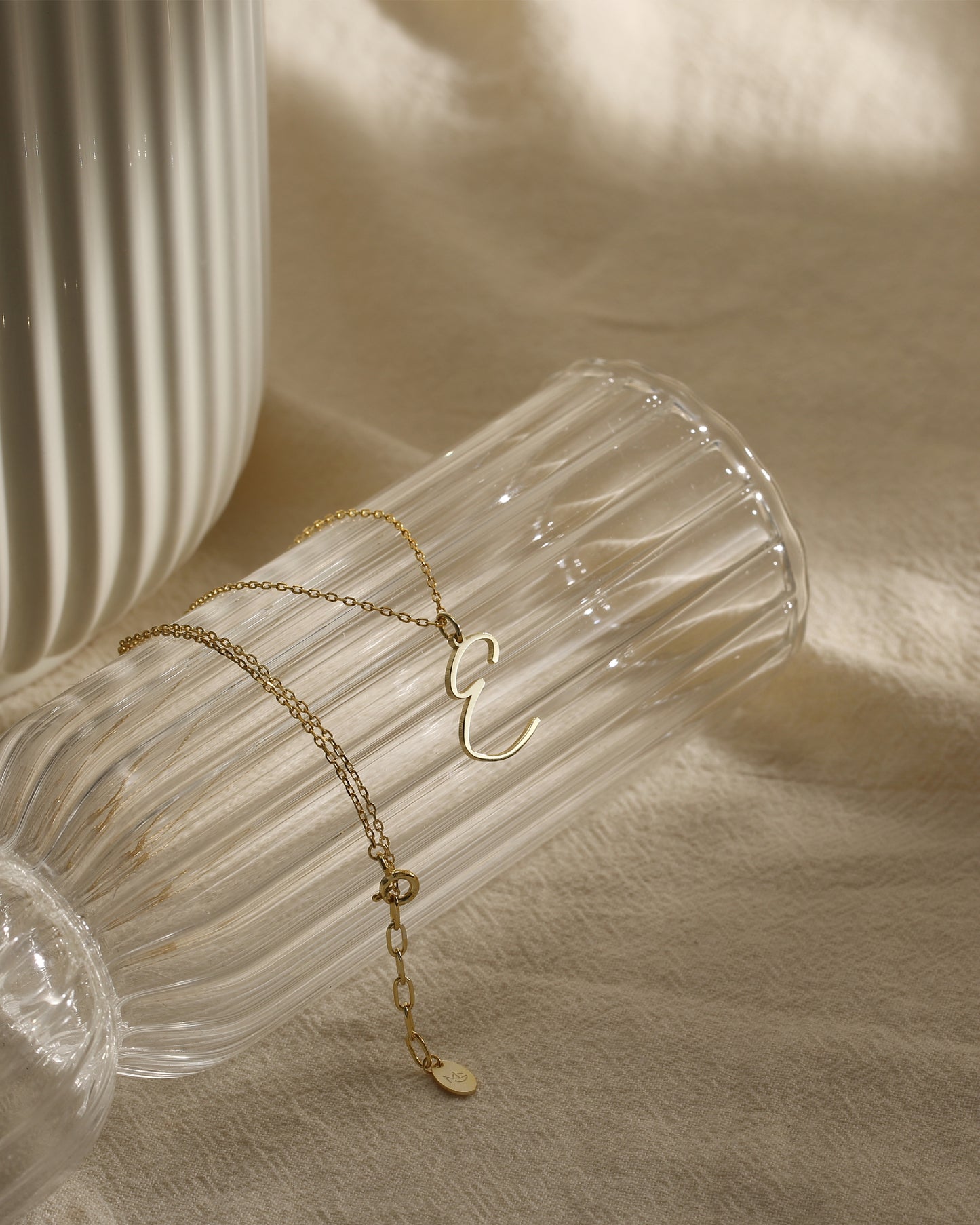 HELLEN DAINTY INITIAL NAME NECKLACE