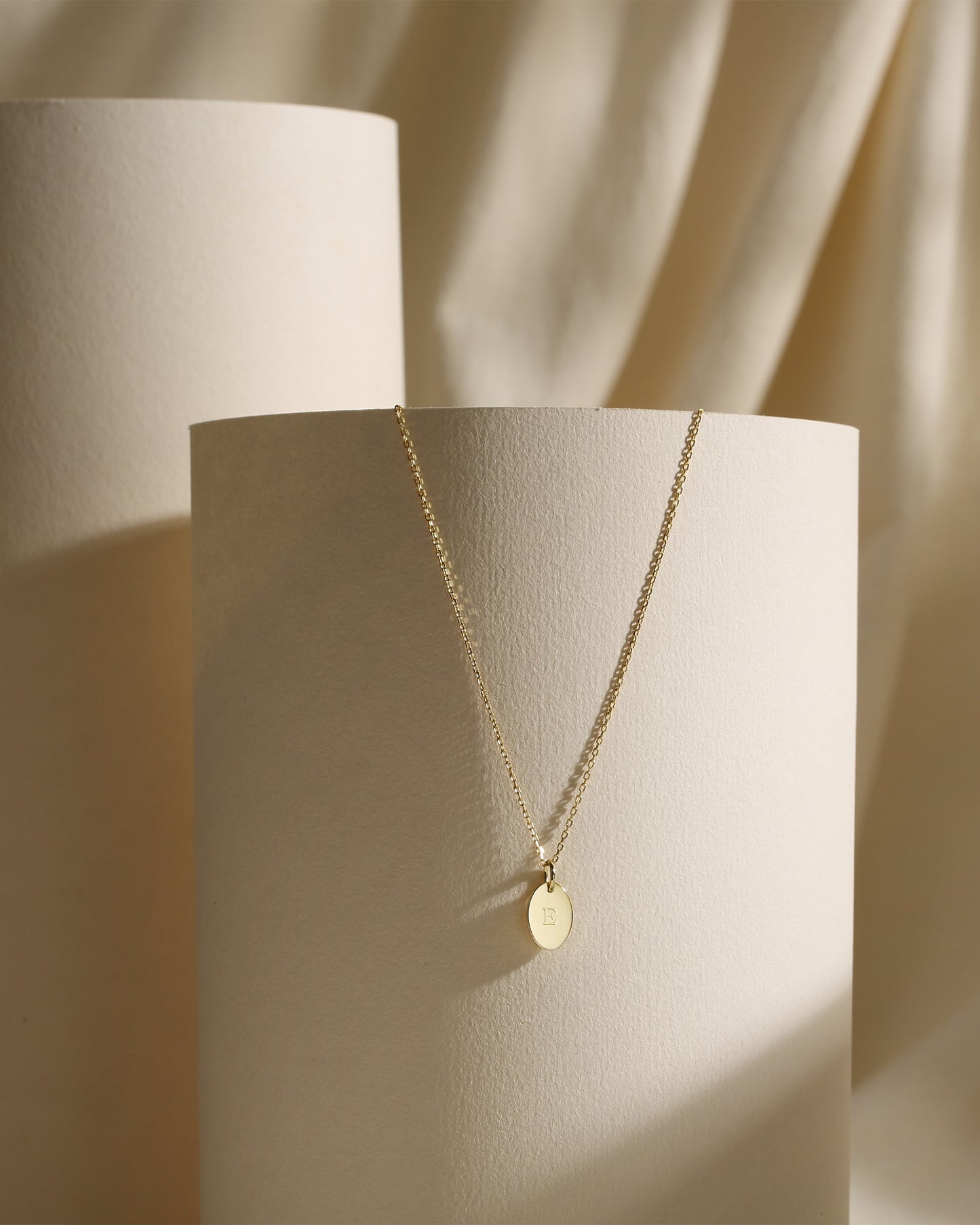 OVAL NAME TAG NECKLACE