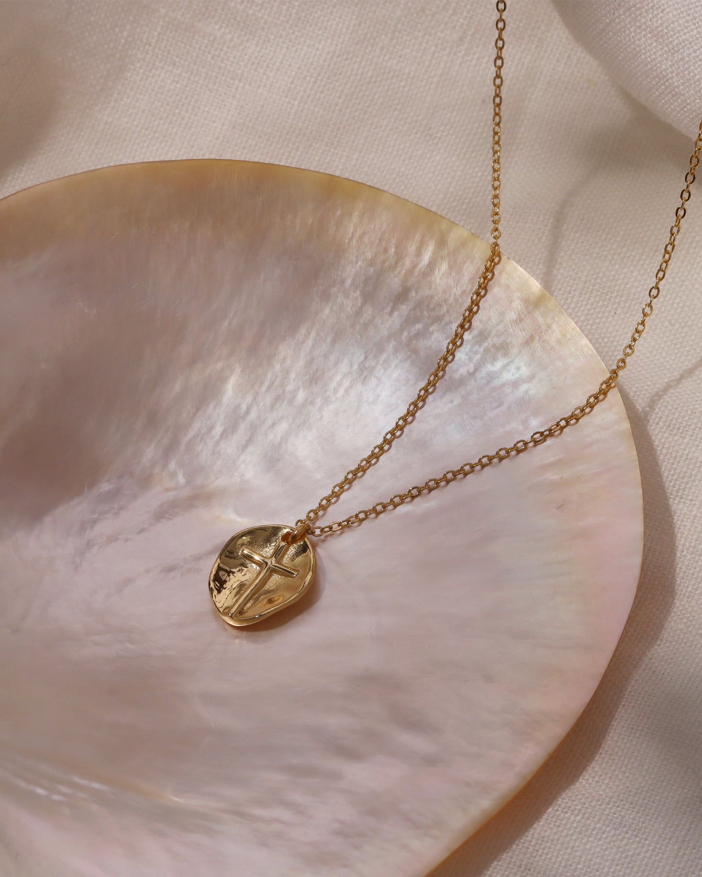 ANNA CROSS PENDANT NECKLACE