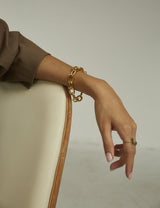 BAYLIE TOGGLE CLASP BRACELET