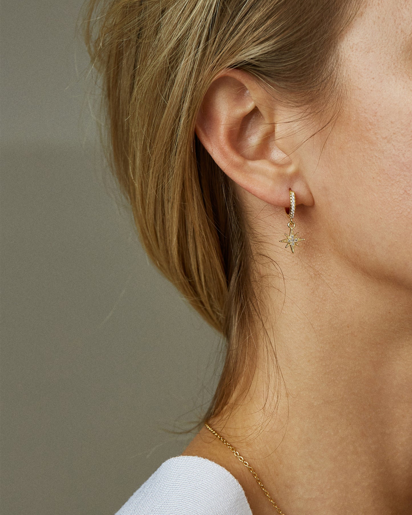 MACI CUBIC DANGLE STAR HOOPS