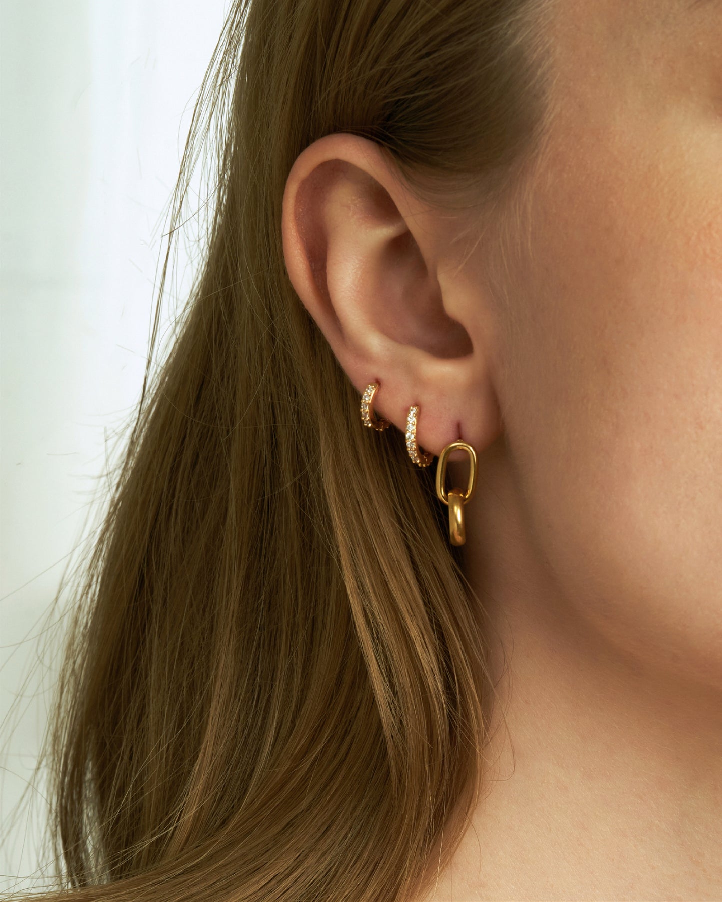 PEPPER DOUBLE CURLE HOOPS