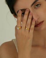 NALLA RIBBED BAND RING