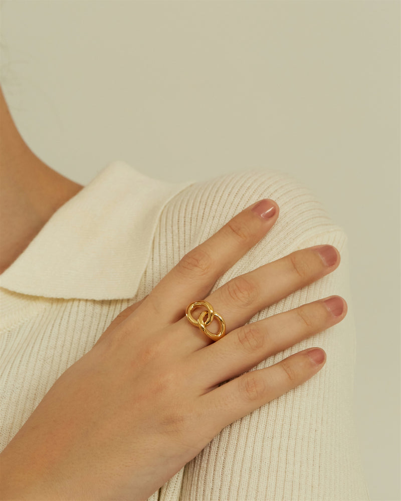 AILY INTERLOCK RING