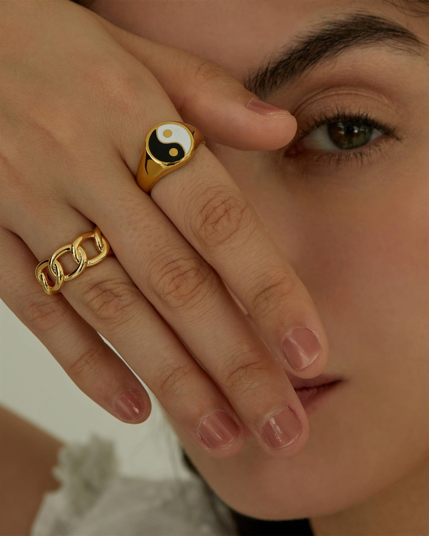 ALONA SIGNET RING
