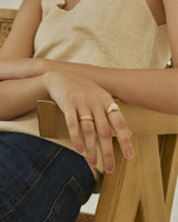 NALLA RIBBED BAND RING