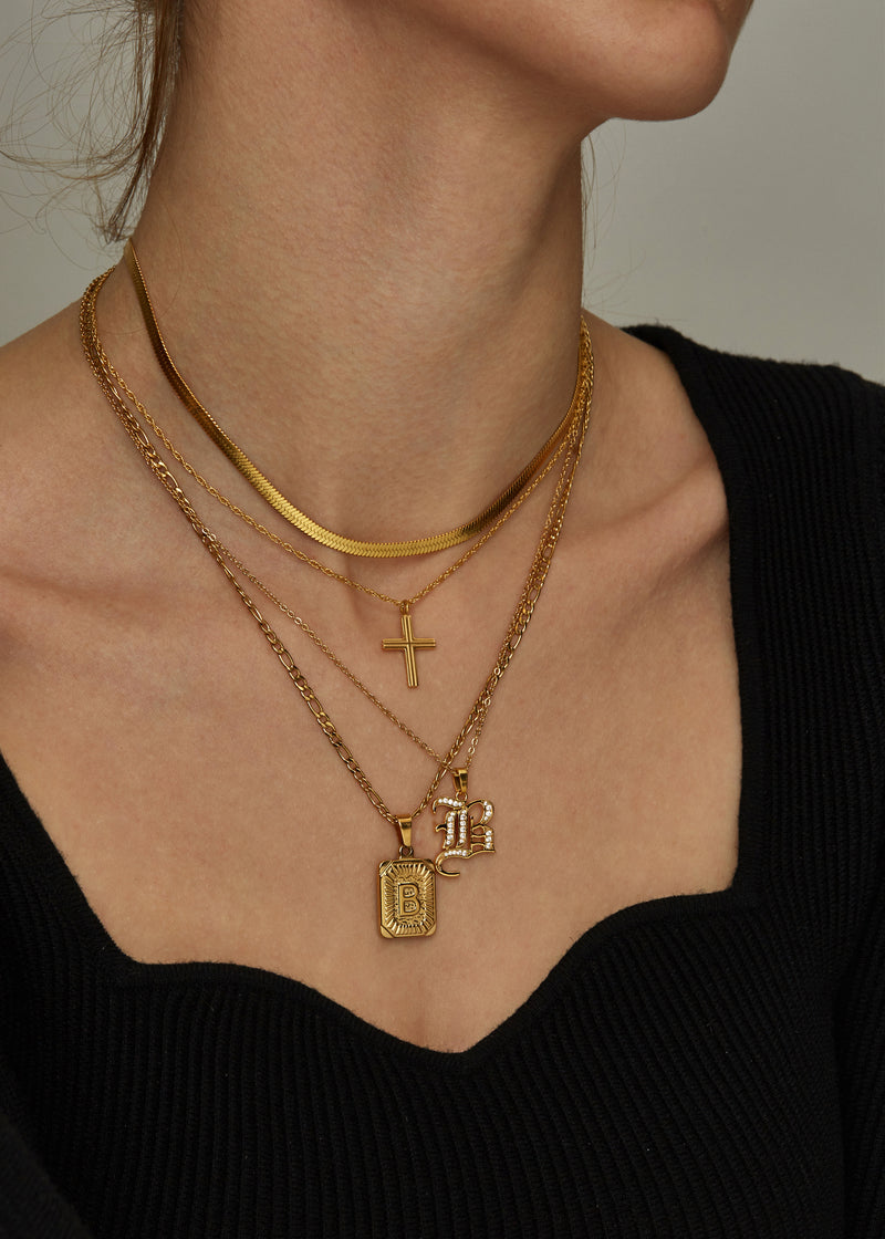 KEO INITIAL CHARM NECKLACE