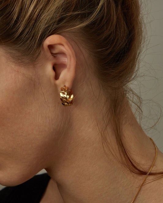 MELODY LINKED CHAIN HOOPS