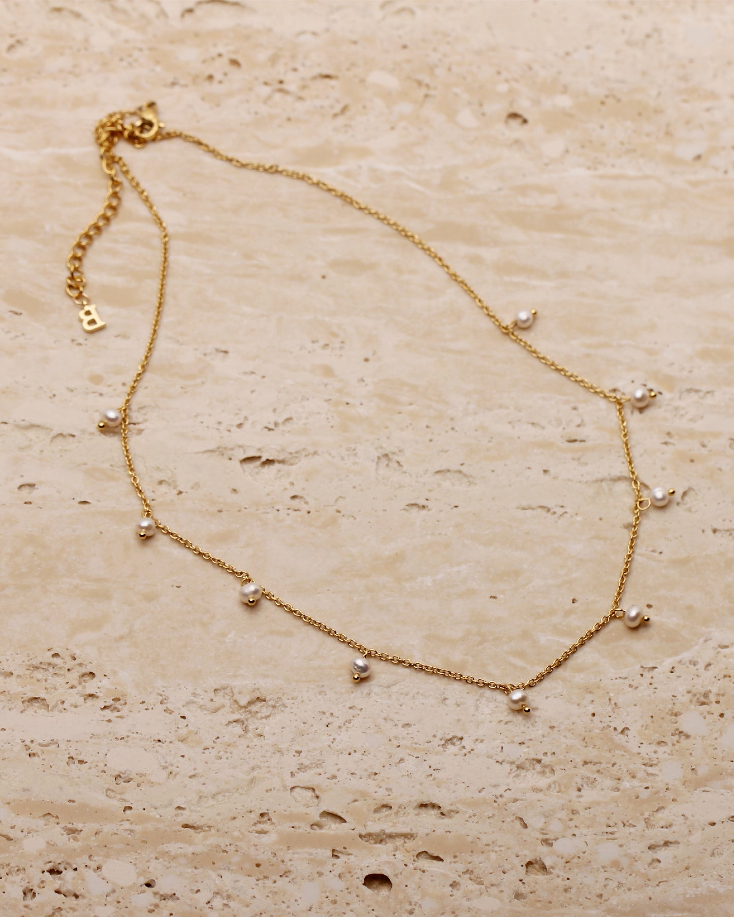 DORRA BEADED PEARL NECKLACE