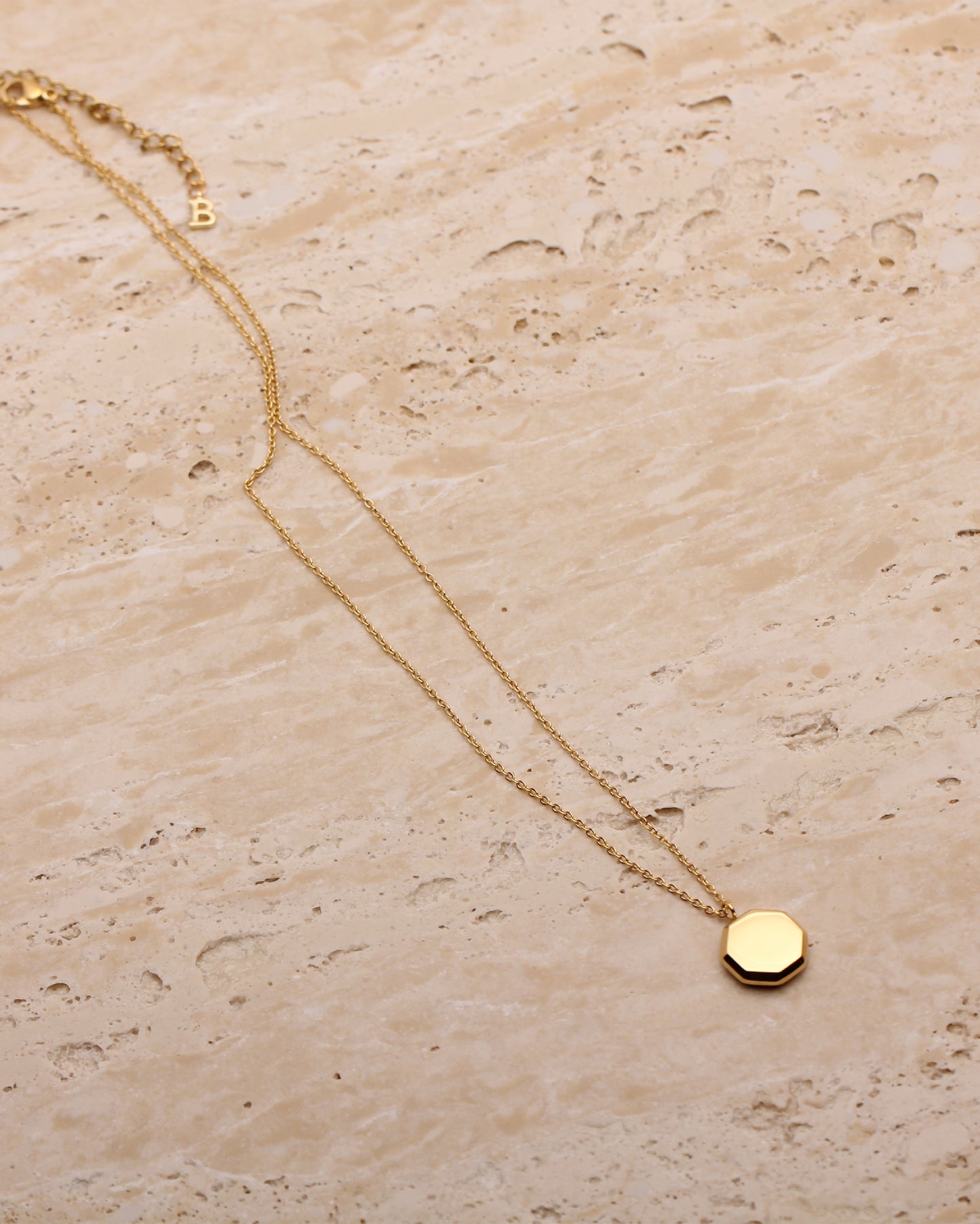 PILA COIN NECKLACE