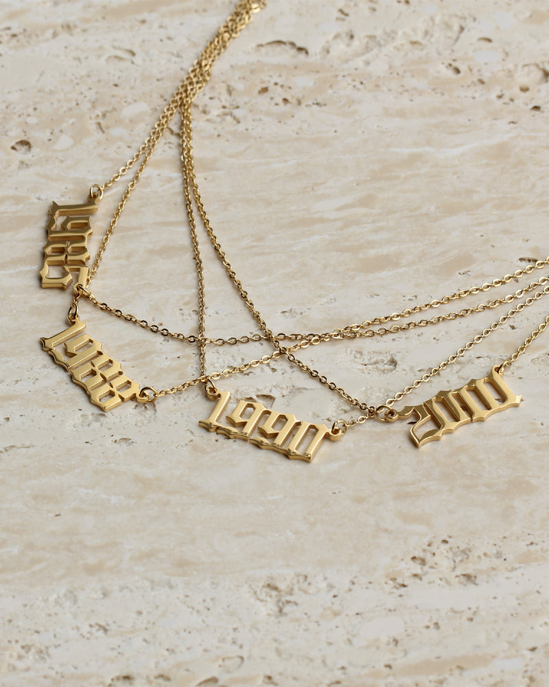 LAELAH BIRTH YEAR NECKLACE