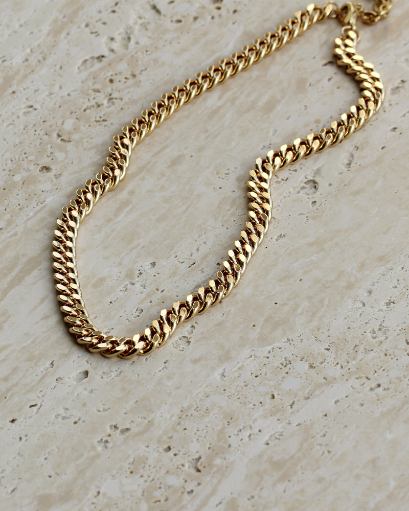 IVERY BOLD CURB NECKLACE