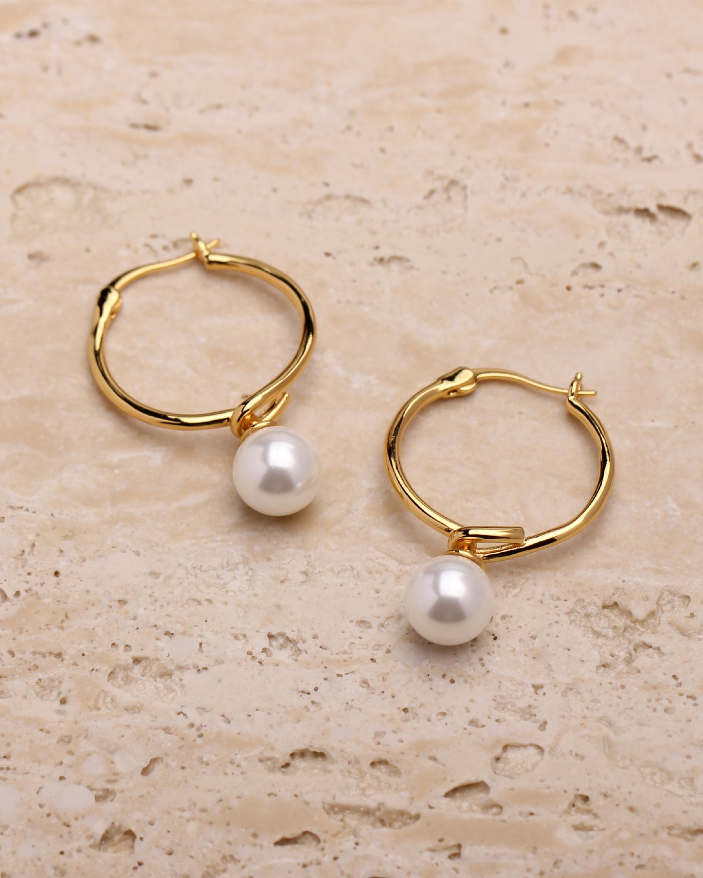 MARIA PEARL HOOPS
