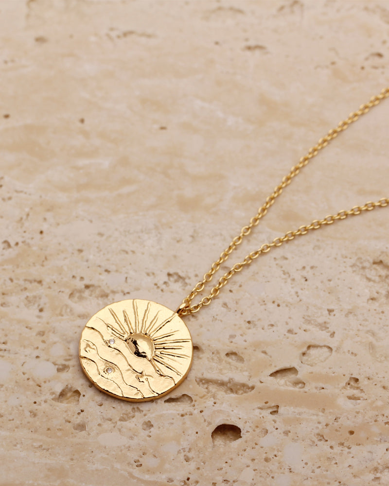 DILLAN SUNRISE MEDALLION NECKLACE