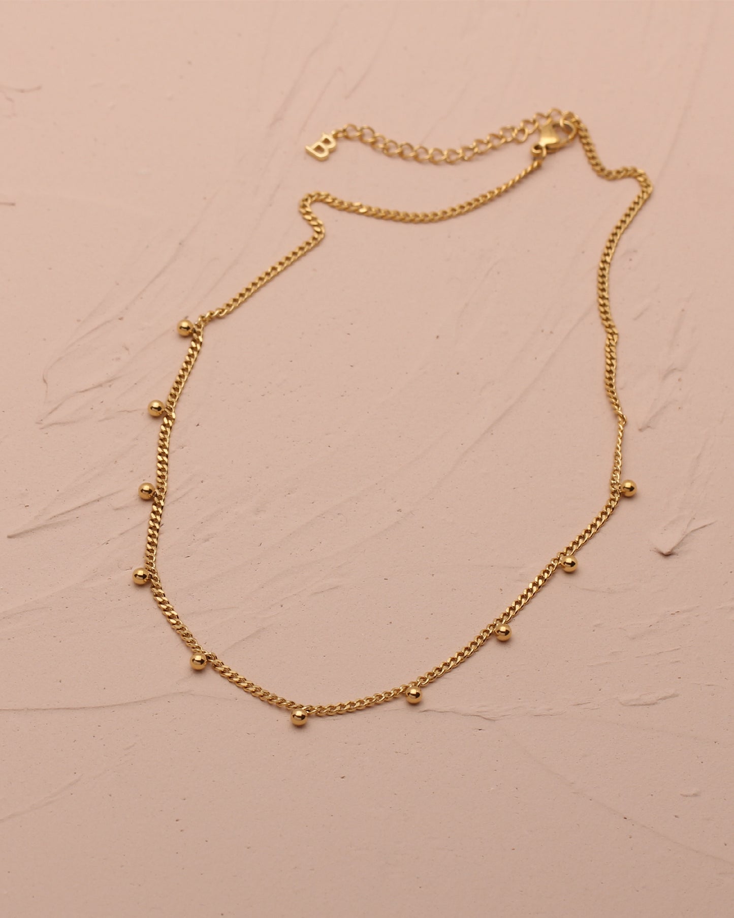 NOLI DANGLE BEADS NECKLACE