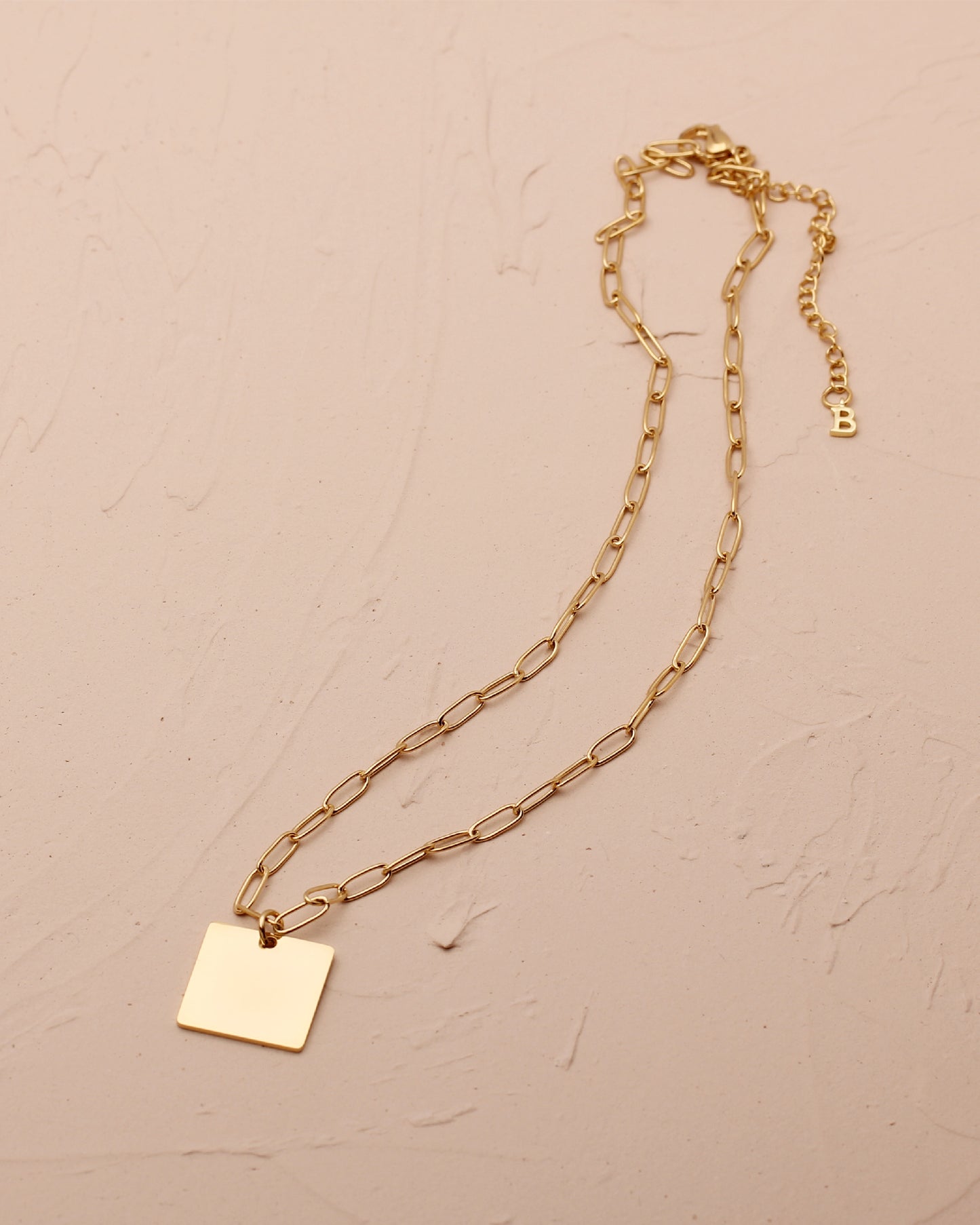 EVLIN SQUARE CHARM NECKLACE