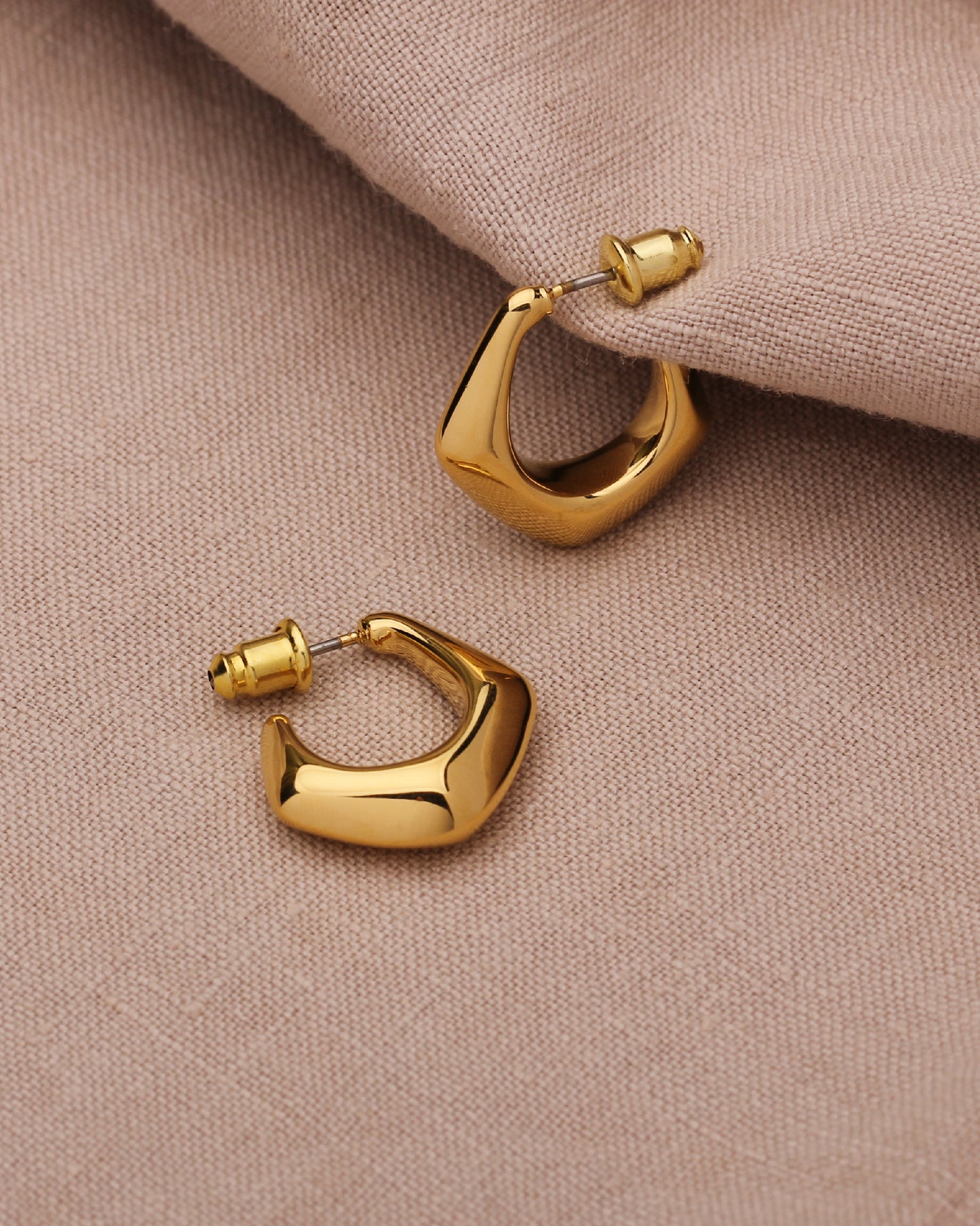 KAIA GEO HOOP EARRINGS