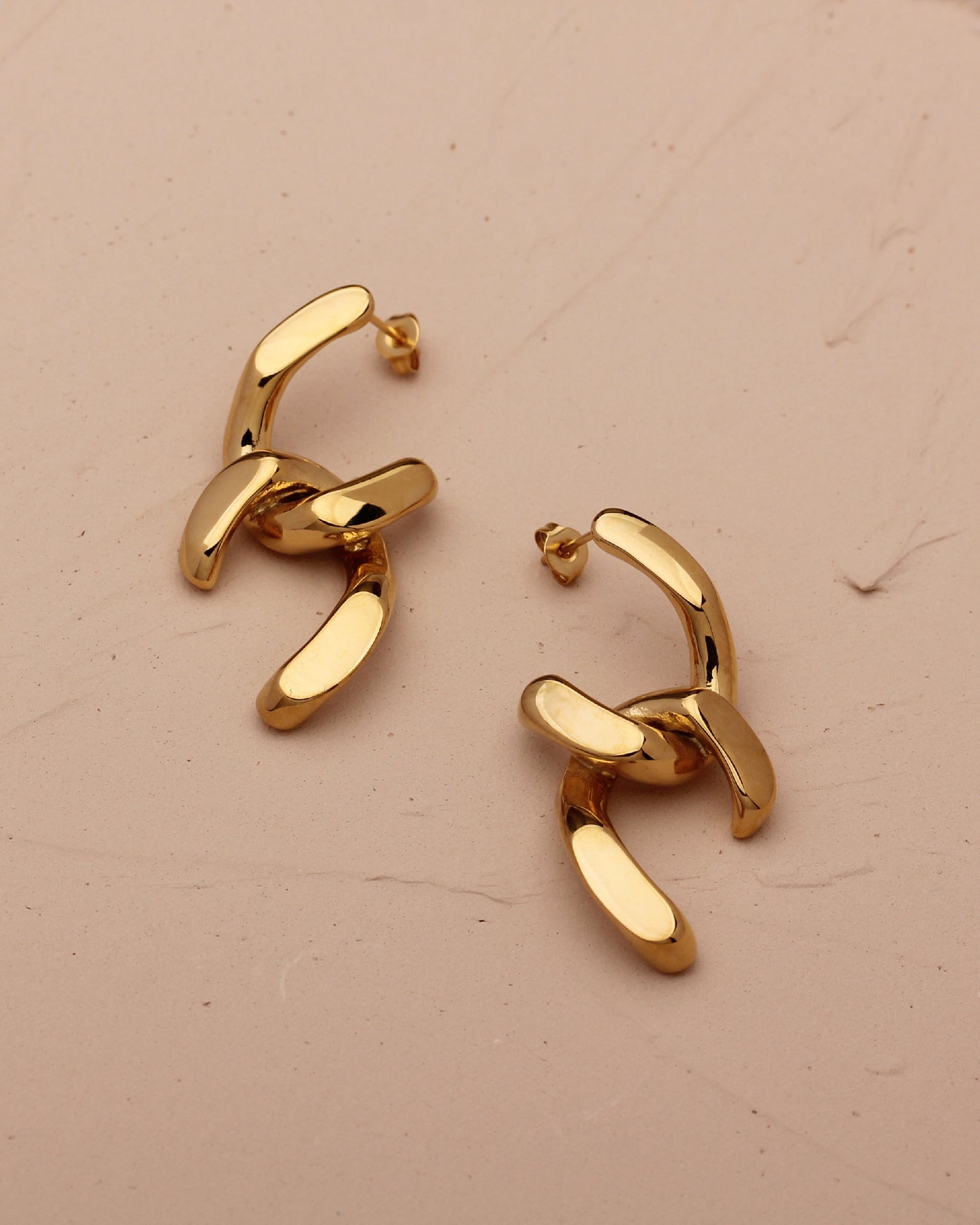 LEONOR LINK CHAIN EARRINGS