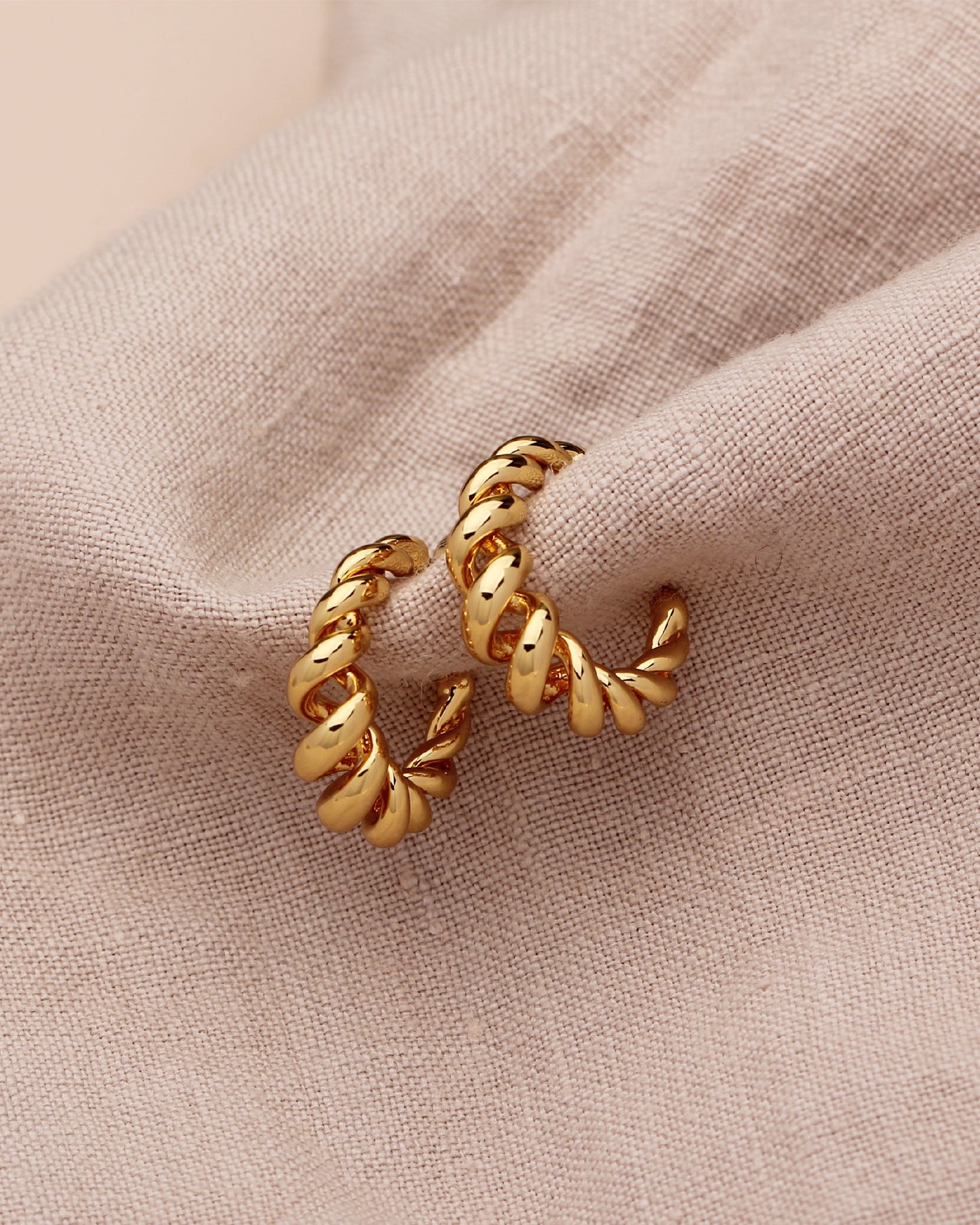 LIBERTY CROISSANT HOOPS