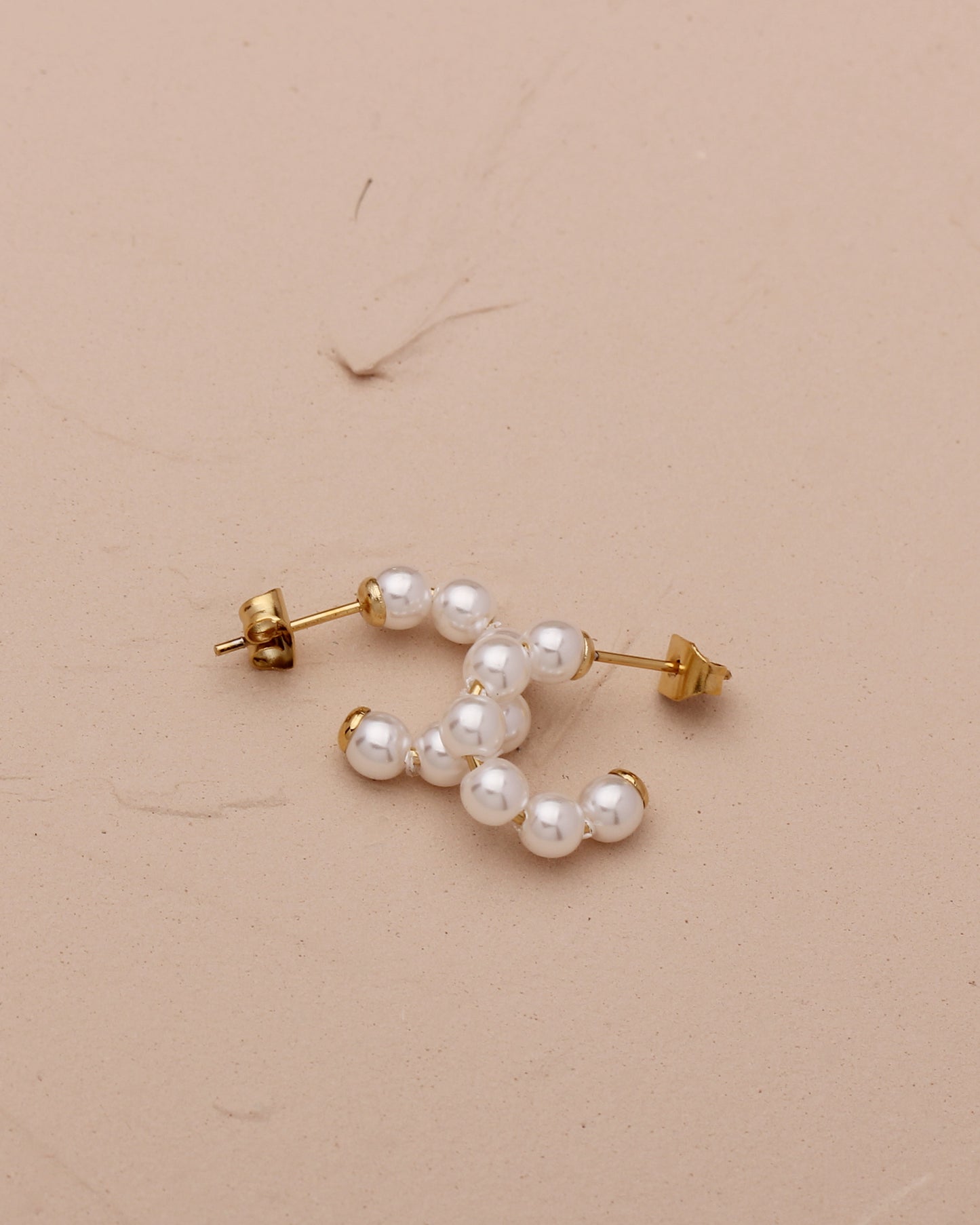 SWEET PEA BEADED PEARL HOOPS