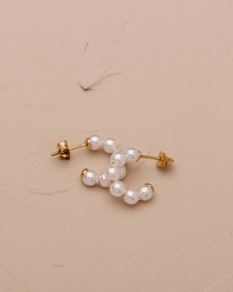 SWEET PEA BEADED PEARL HOOPS