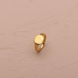 ARLET SIGNET RING