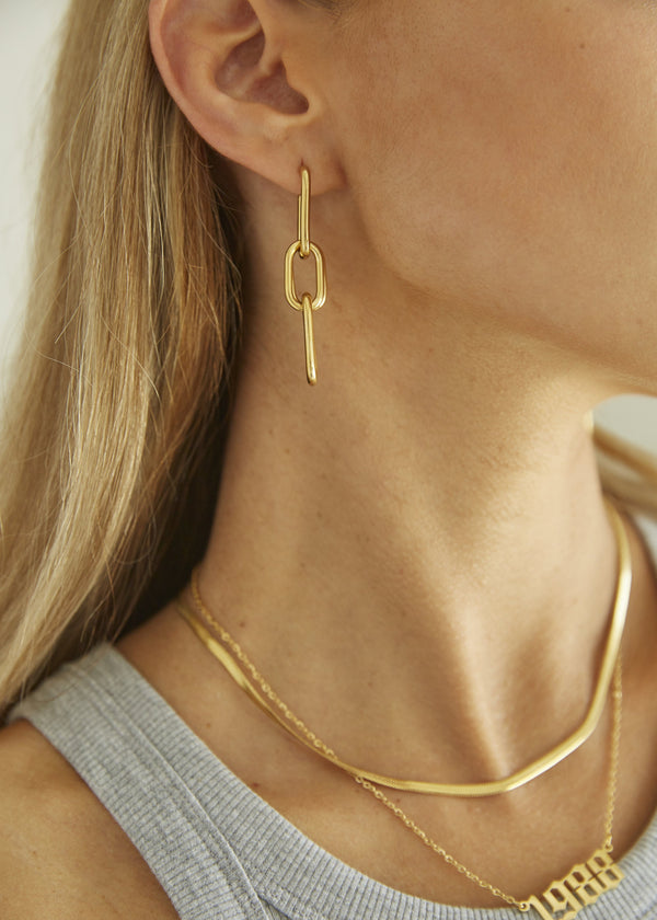 FINLEY LINK CHAIN EARRINGS